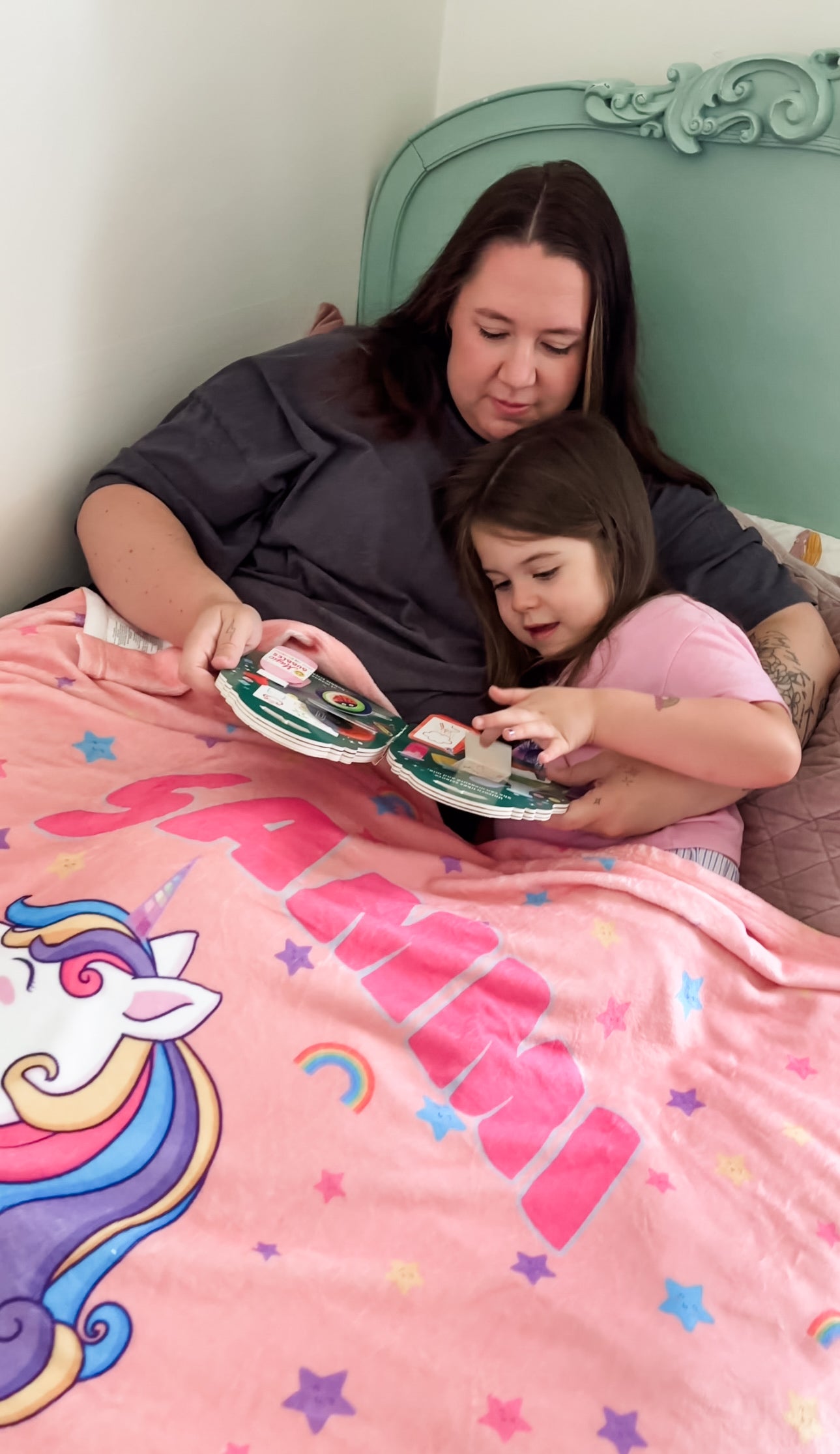 files/Photo_6_Reading_Together.jpg